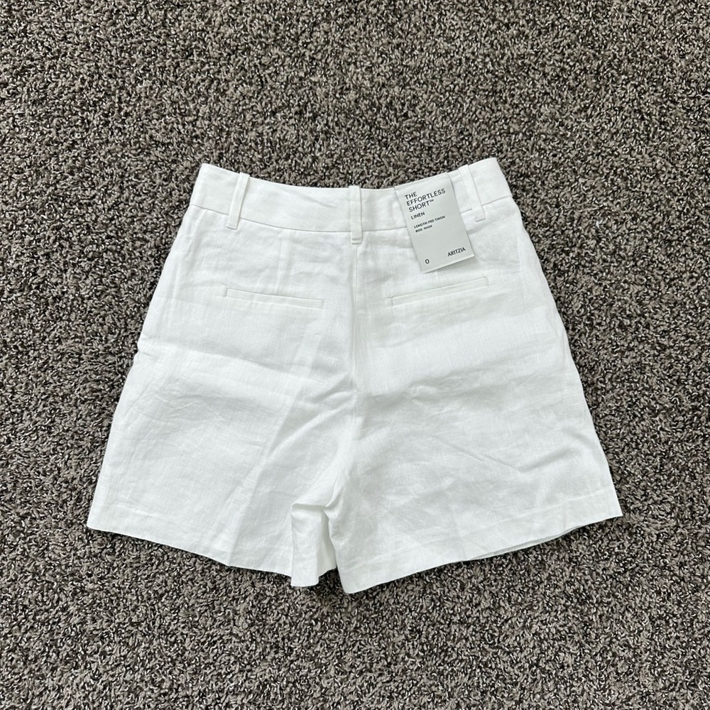 Aritzia The Effortless Short™ Linen Mid-thigh in white, size 0 - Picture 6 of 6